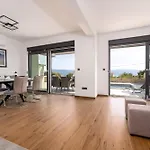 Rosemary -semi-detached With A Pool And A Panoramic View, Close To A Sandy - By Traveler Tourist Agency Krk *