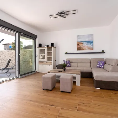 Villa Rosemary -semi-detached With A Pool And A Panoramic View, Close To A Sandy - By Traveler Tourist Agency Krk Risika