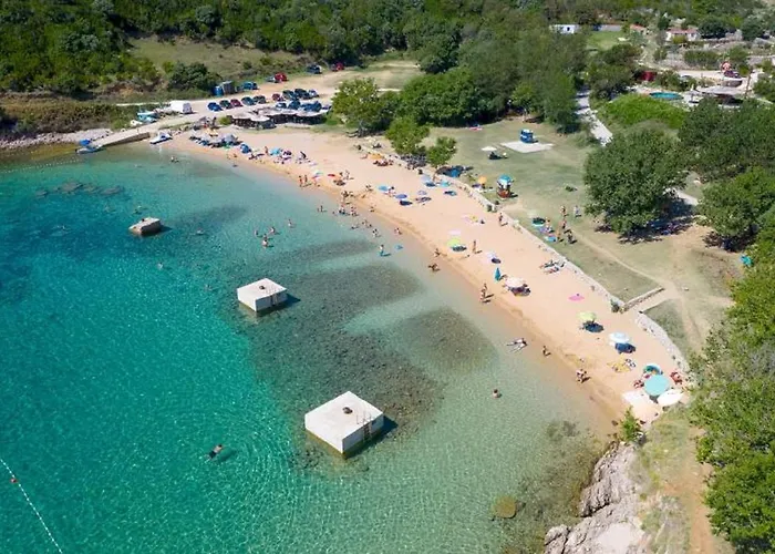 Vila Rosemary -semi-detached With A Pool And A Panoramic View, Close To A Sandy - By Traveler Tourist Agency Krk Risika