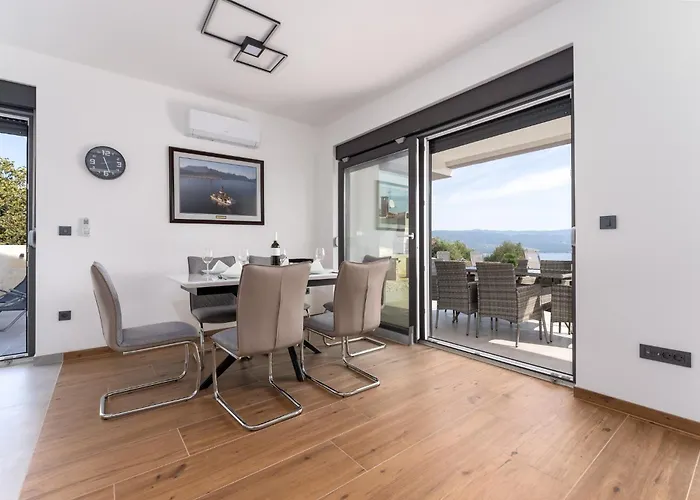 Rosemary -semi-detached With A Pool And A Panoramic View, Close To A Sandy - By Traveler Tourist Agency Krk * Risika