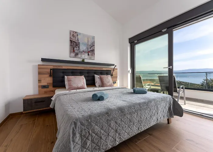 Vila Rosemary -semi-detached With A Pool And A Panoramic View, Close To A Sandy - By Traveler Tourist Agency Krk