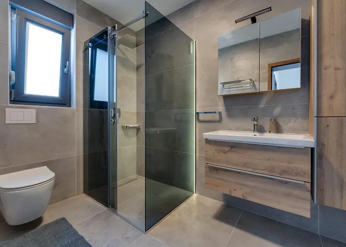 Vila Rosemary -semi-detached With A Pool And A Panoramic View, Close To A Sandy - By Traveler Tourist Agency Krk *