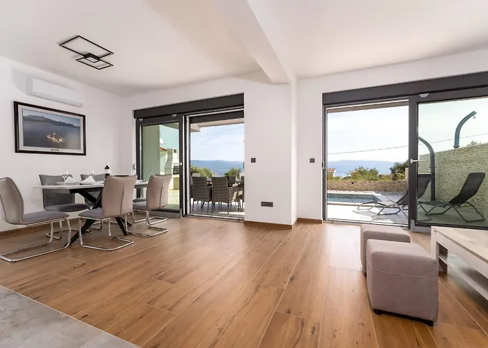 Rosemary -semi-detached With A Pool And A Panoramic View, Close To A Sandy - By Traveler Tourist Agency Krk *